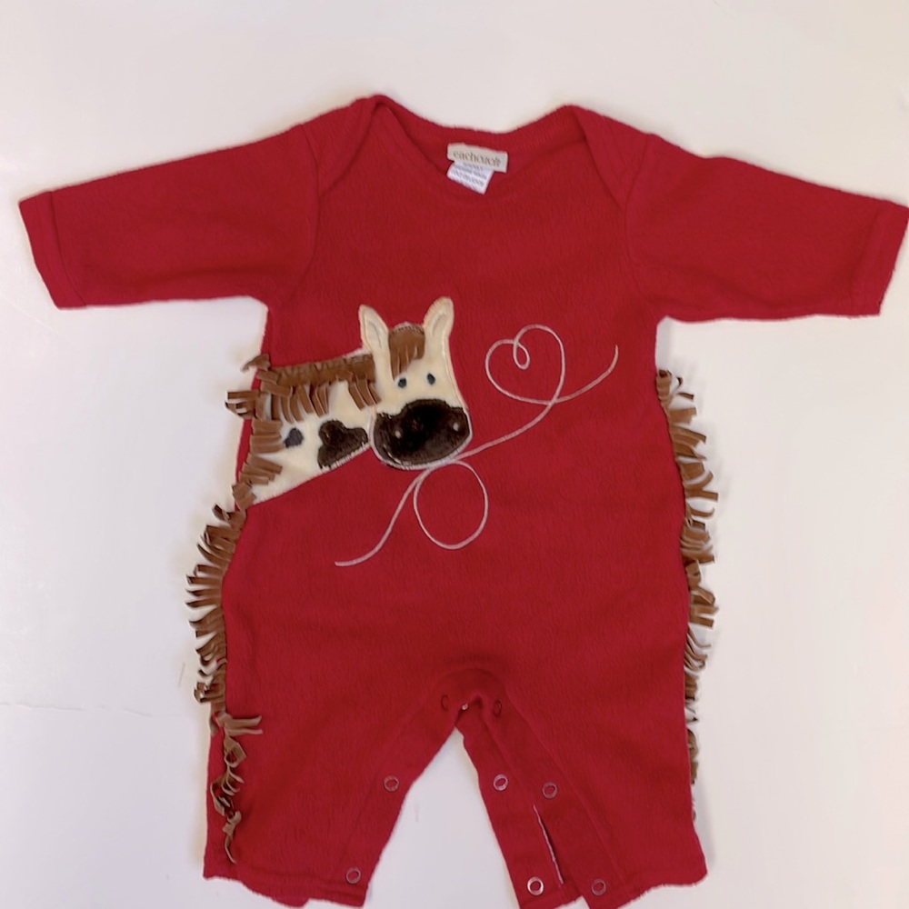 Red 1 piece with patch horse & fringe! Cute western style theme. Fleece